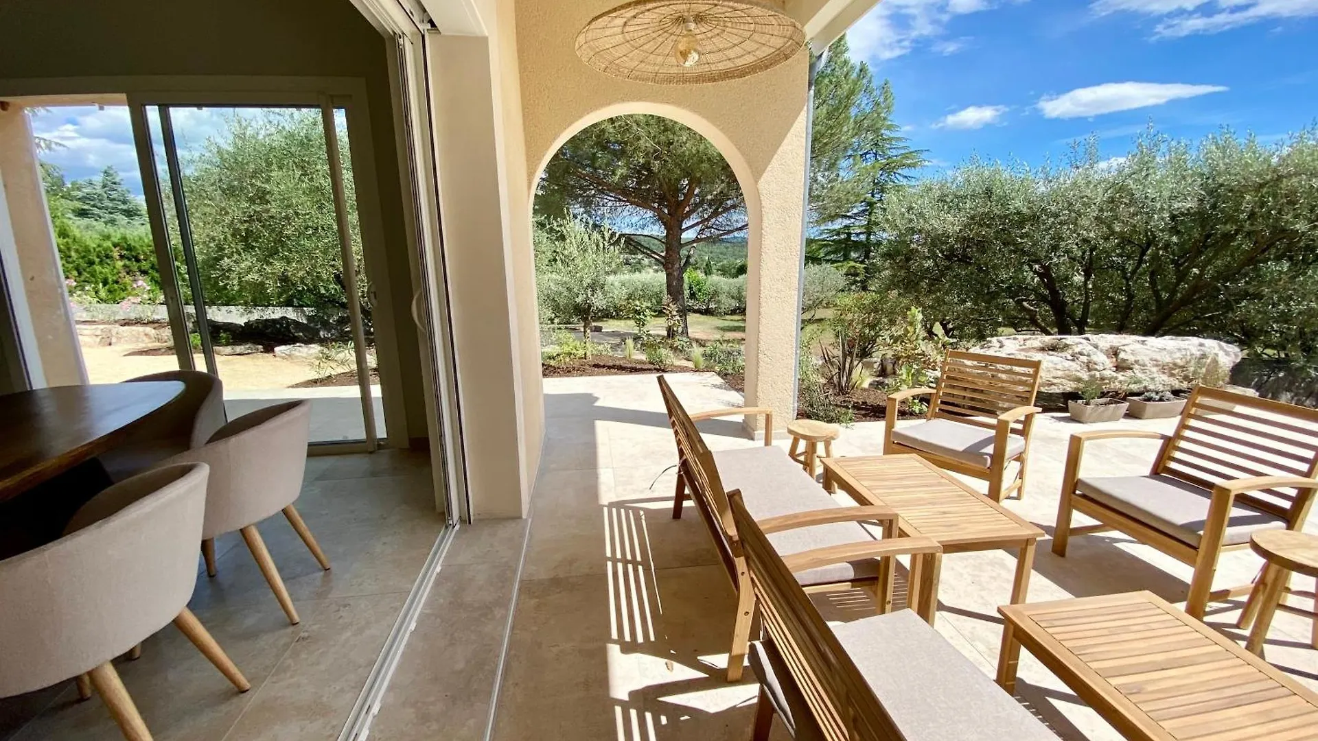 Maison Pour 12P, Piscine A Debordement Chauffee D'Avril A Octobre Inclus Ruoms Holiday home
