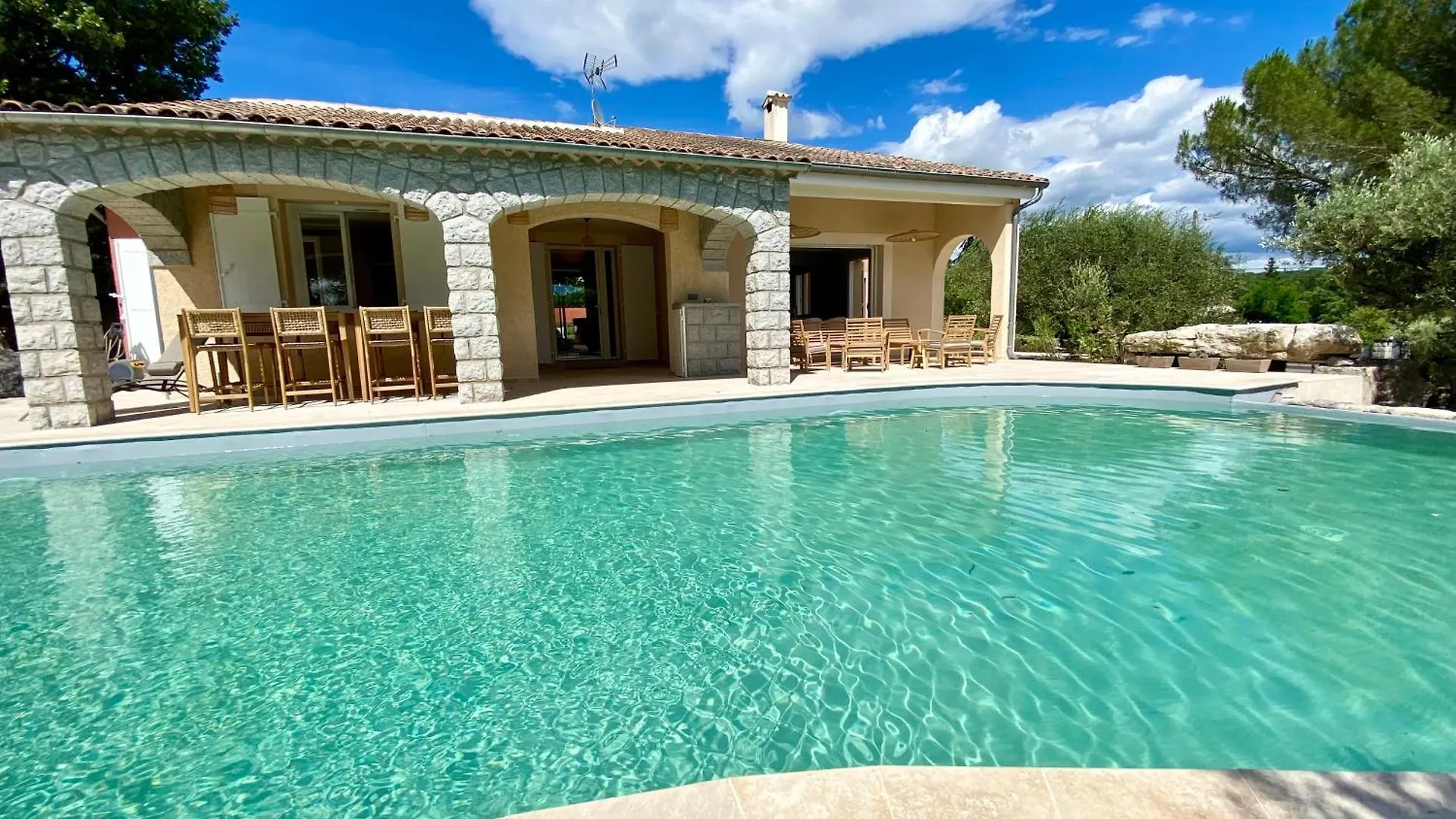 Maison Pour 12P, Piscine A Debordement Chauffee D'Avril A Octobre Inclus Ruoms Holiday home